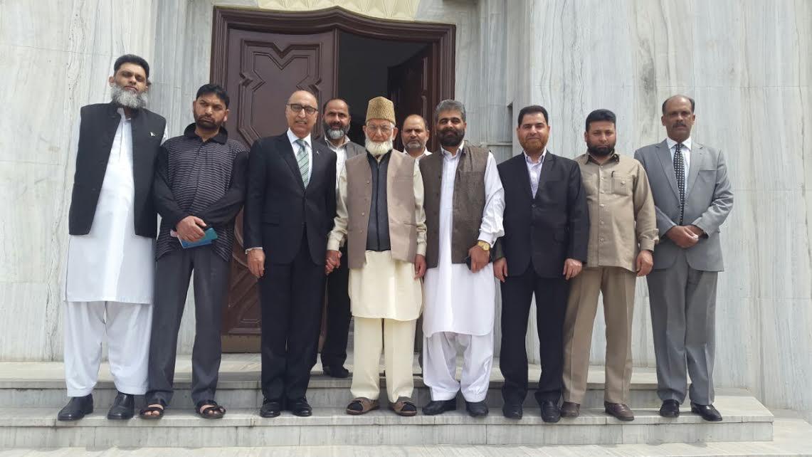 Geelani “advises" Pakistan govt not to beg for talks with India